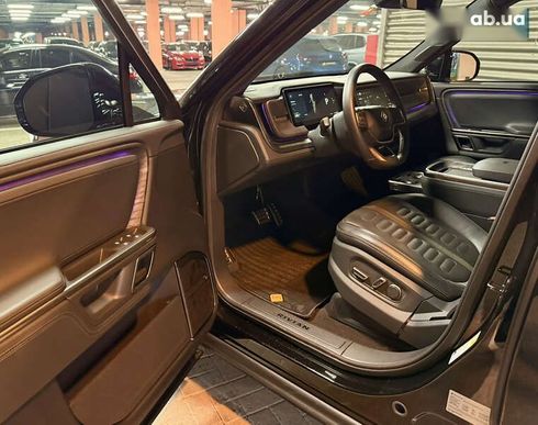 Rivian R1S 2023 - фото 12