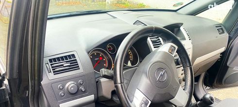 Opel Zafira 2012 черный - фото 9