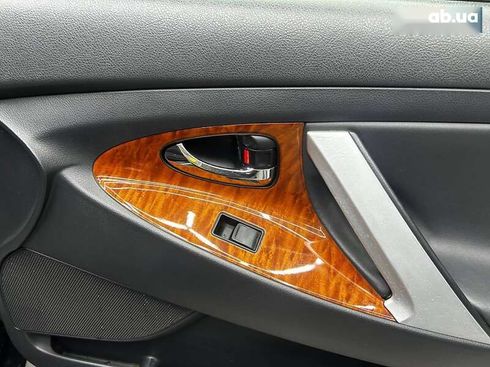 Toyota Camry 2008 - фото 10