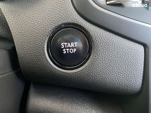 Renault Megane 2017 - фото 22