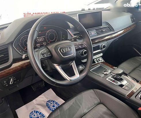 Audi Q5 2017 - фото 6