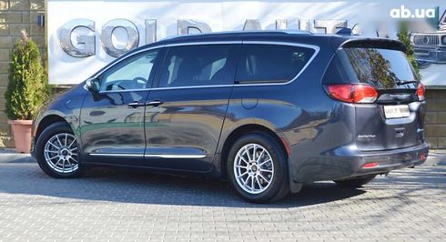 Chrysler Pacifica 2019 - фото 10