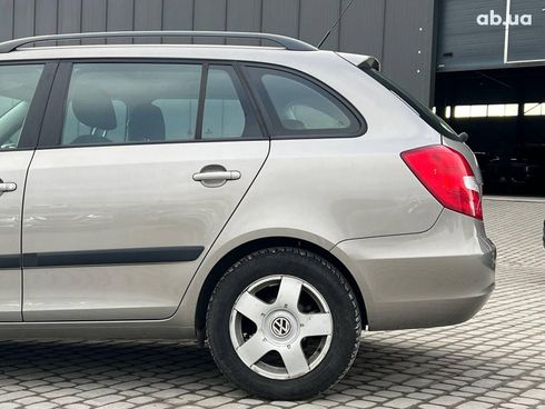 Skoda Fabia 2010 серый - фото 12