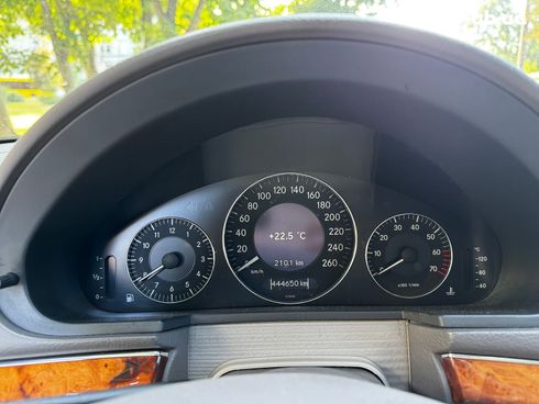 Mercedes-Benz E-Класс 2004 серый - фото 17