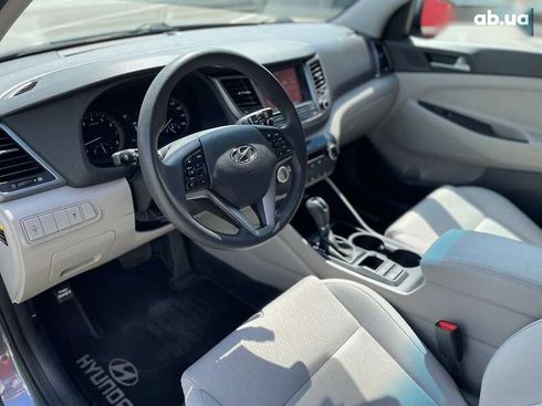 Hyundai Tucson 2017 - фото 17