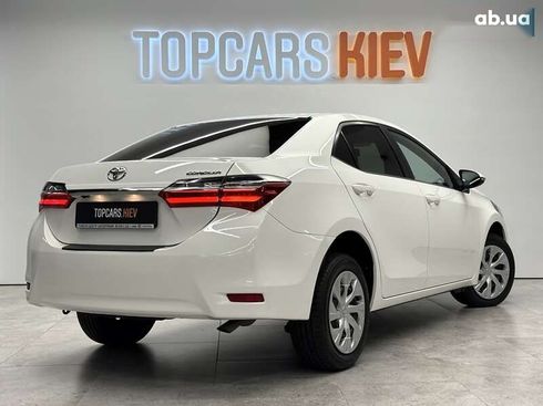 Toyota Corolla 2017 - фото 7
