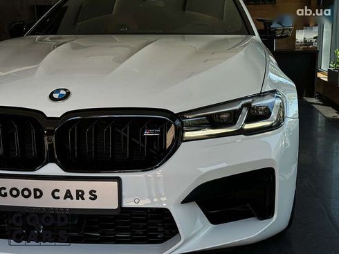 BMW M5 2019 - фото 6