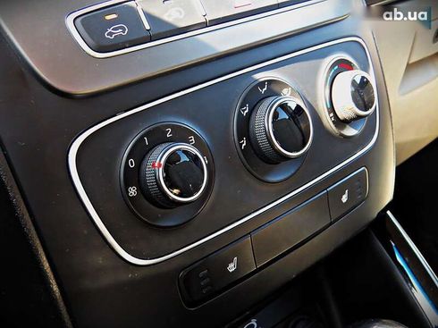 Kia Sorento 2014 - фото 13