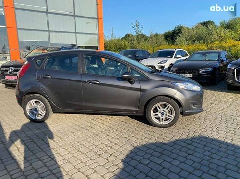 Ford Fiesta 2019 - фото 8