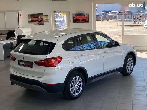 BMW X1 2017 - фото 10