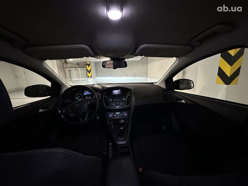 Ford Focus 2015 серый - фото 4
