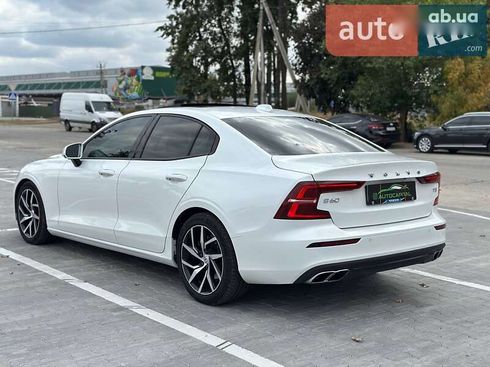 Volvo S60 2019 - фото 16