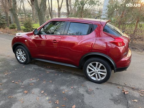 Nissan Juke 2013 красный - фото 9