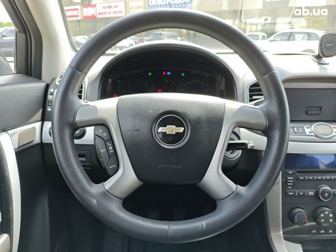 Chevrolet Captiva 2012 черный - фото 18