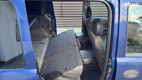 Opel Combo Life 2009 синий - фото 8