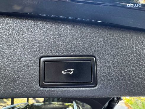 Volkswagen Touareg 2017 синий - фото 31