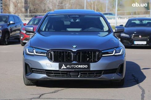 BMW 5 серия 2021 - фото 2