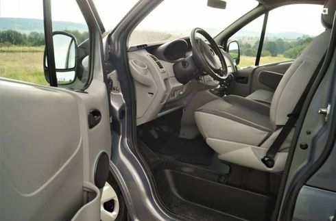Opel Vivaro 2012 серый - фото 3