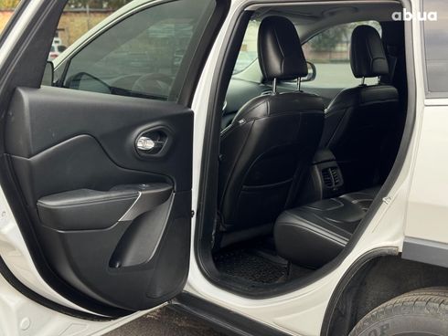 Jeep Cherokee 2018 белый - фото 35