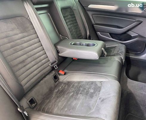 Volkswagen Passat 2018 - фото 10