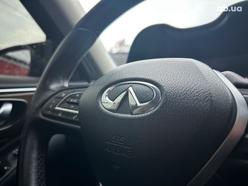 Infiniti Q50 2018 белый - фото 43