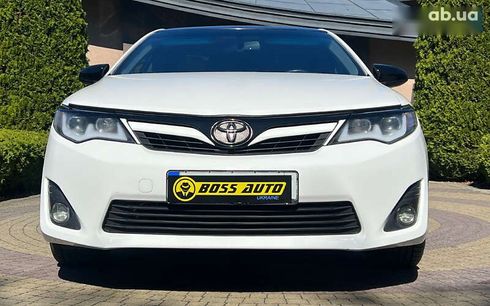 Toyota Camry 2013 - фото 2
