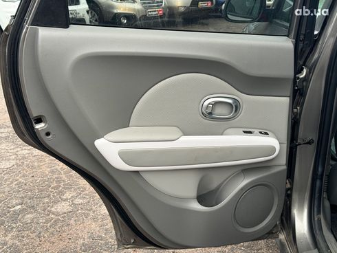 Kia Soul 2017 серый - фото 17
