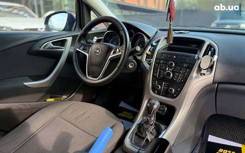 Opel Astra 2011 - фото 15