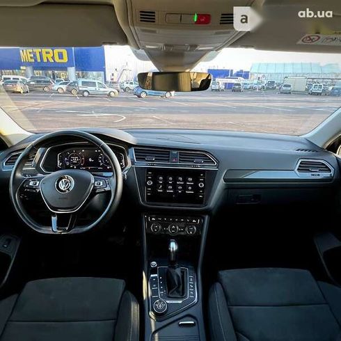 Volkswagen Tiguan Allspace 2020 - фото 18