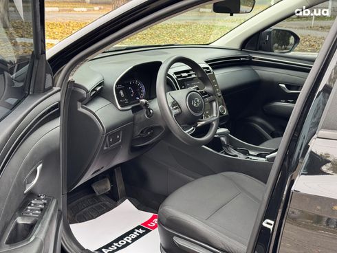 Hyundai Tucson 2022 черный - фото 12