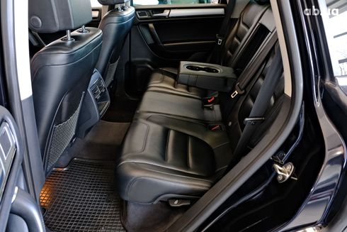Volkswagen Touareg 2015 черный - фото 8