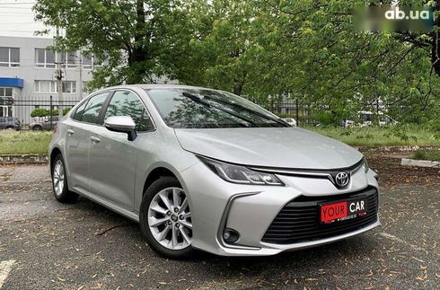 Toyota Corolla 2020 - фото 9