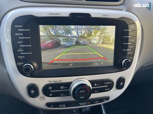 Kia Soul EV 2016 - фото 21