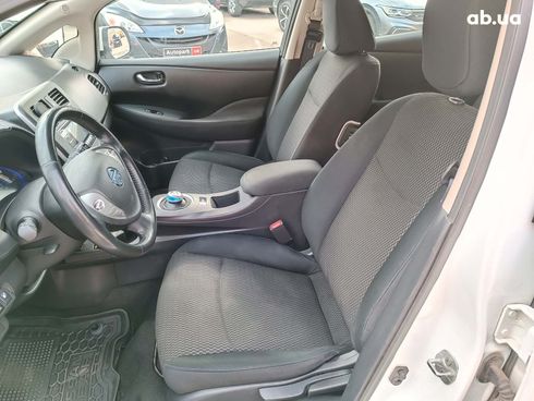 Nissan Leaf 2014 белый - фото 12