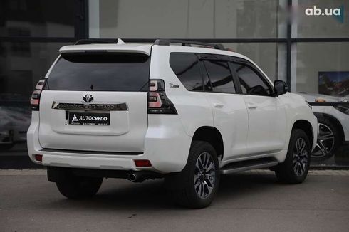 Toyota Land Cruiser Prado 2022 - фото 2