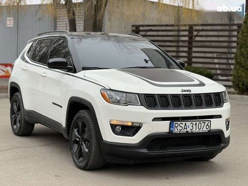 Jeep Compass 2021 - фото 18