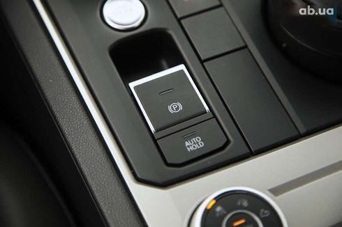 Volkswagen Touareg 2019 - фото 21