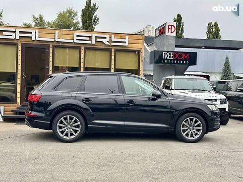 Audi Q7 2018 - фото 14