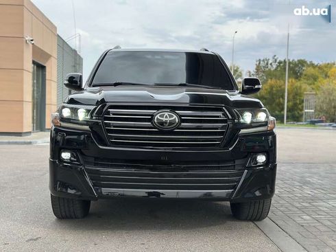 Toyota Land Cruiser 2020 - фото 4