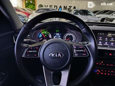 Kia K5 2019 - фото 16