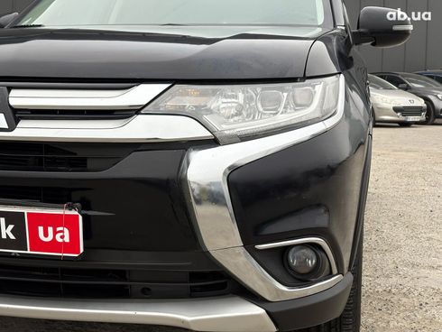 Mitsubishi Outlander 2017 черный - фото 15