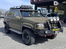Продаж вживаних Jeep в Чернівецькій області - купити на Автобазарі