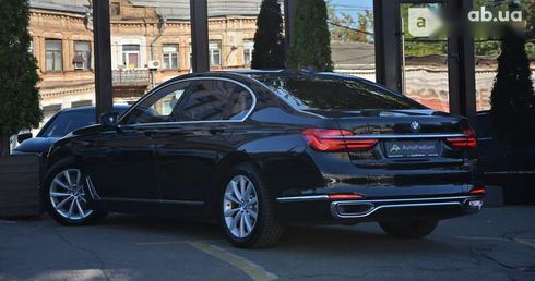 BMW 7 серия 2018 - фото 10