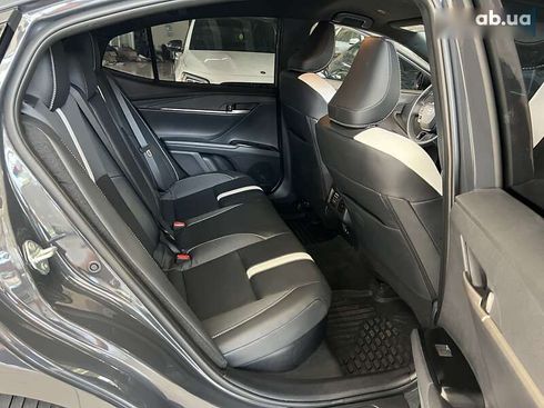 Toyota Camry 2024 - фото 28
