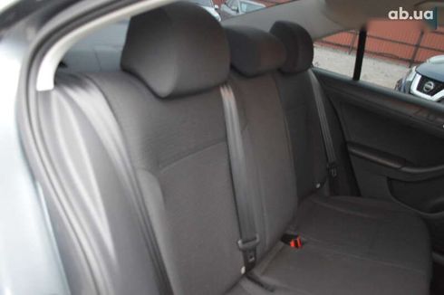 Volkswagen Jetta 2016 - фото 15