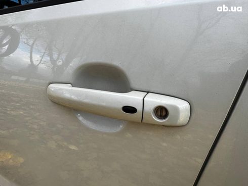 Suzuki Grand Vitara 2010 белый - фото 10