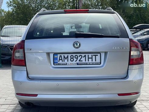 Skoda Octavia 2011 - фото 18