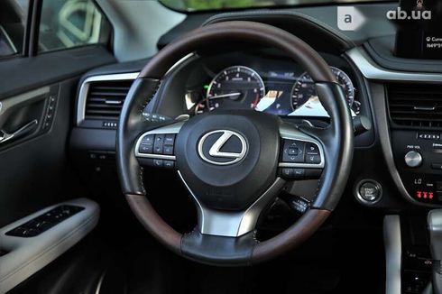 Lexus RX 2020 - фото 14