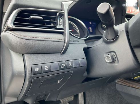 Toyota Camry 2019 - фото 26