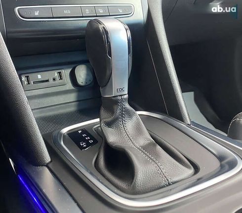 Renault Megane 2017 - фото 23